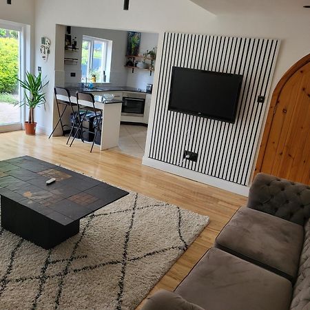 Knockillaree Apartment Голуей Екстериор снимка